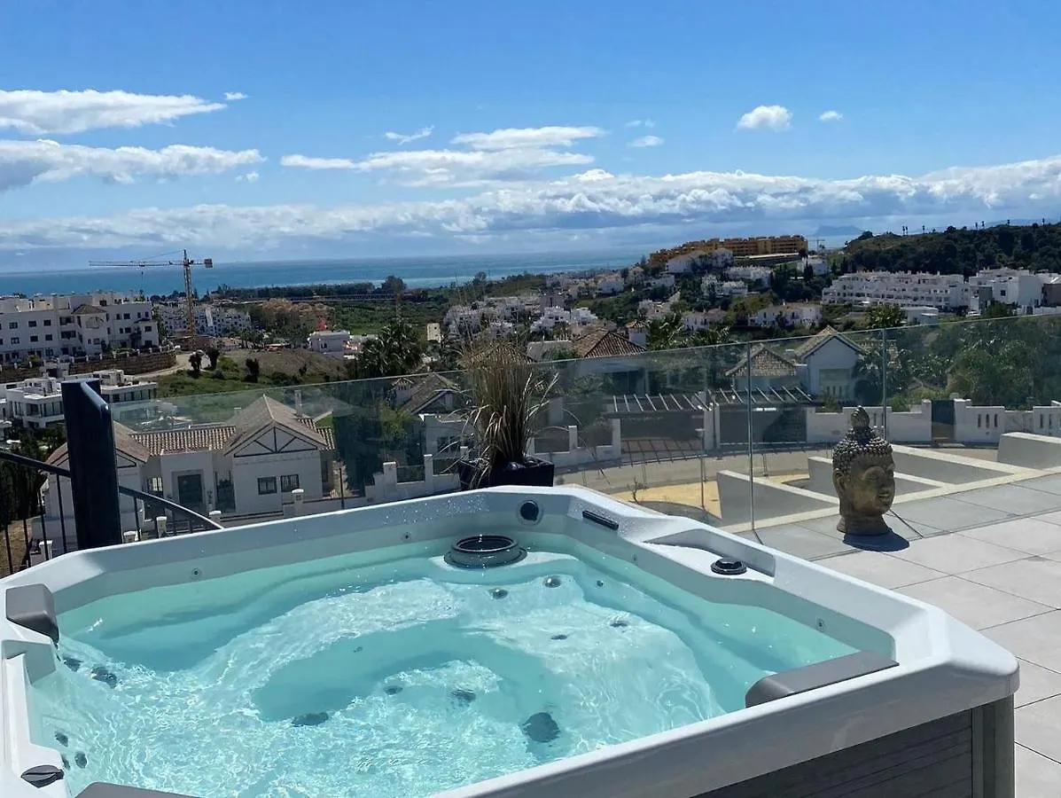 Oasis 325 New Luxury Penthouse With Amazing Sea View And Private Jacuzzi Apartment Estepona 0*,