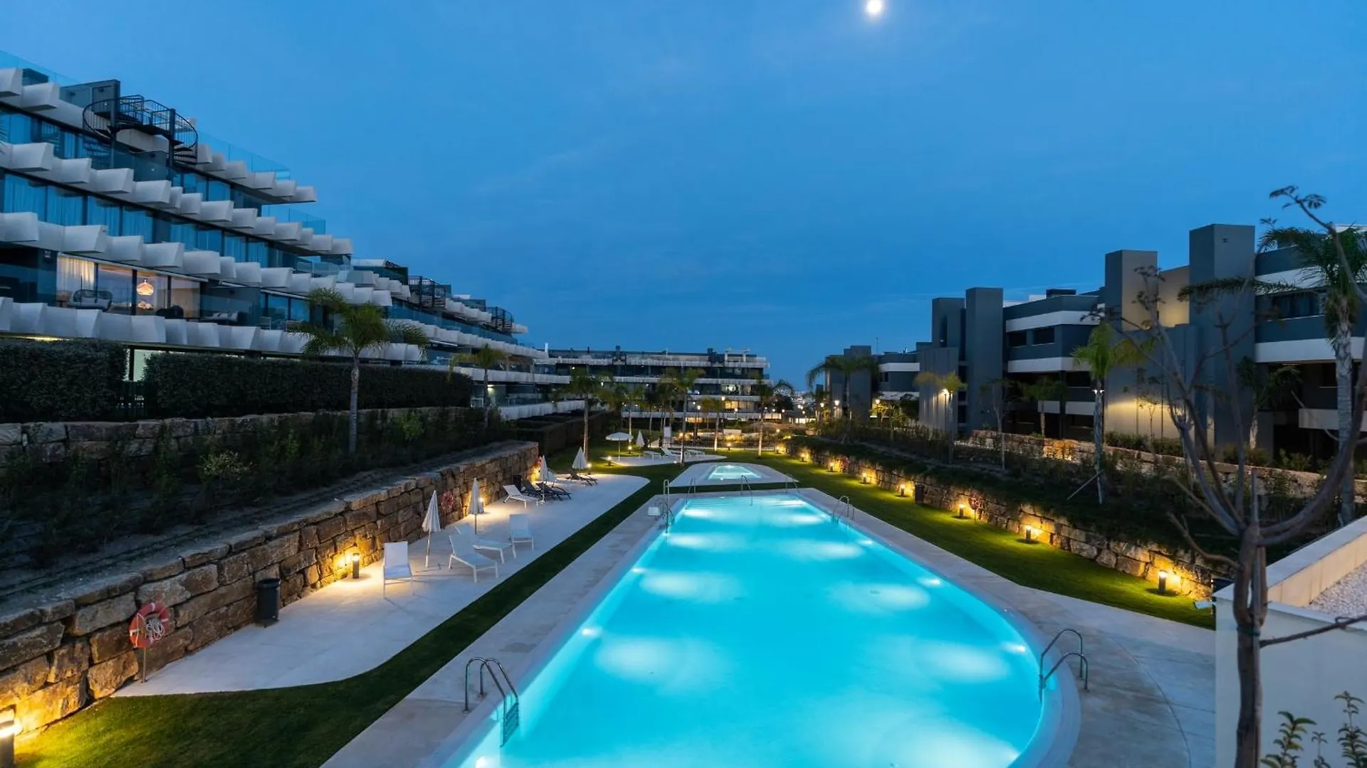 Oasis 325 New Luxury Penthouse With Amazing Sea View And Private Jacuzzi Apartment Estepona Spain