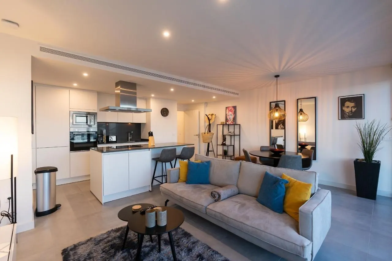 Oasis 325 New Luxury Penthouse With Amazing Sea View And Private Jacuzzi Apartment Estepona Spain