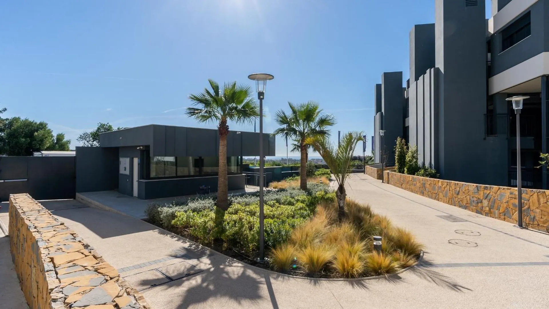Oasis 325 New Luxury Penthouse With Amazing Sea View And Private Jacuzzi Apartment Estepona
